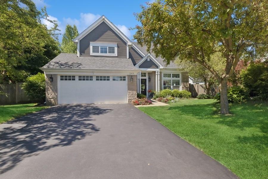 249 Penny Ln., Grayslake, IL 60030