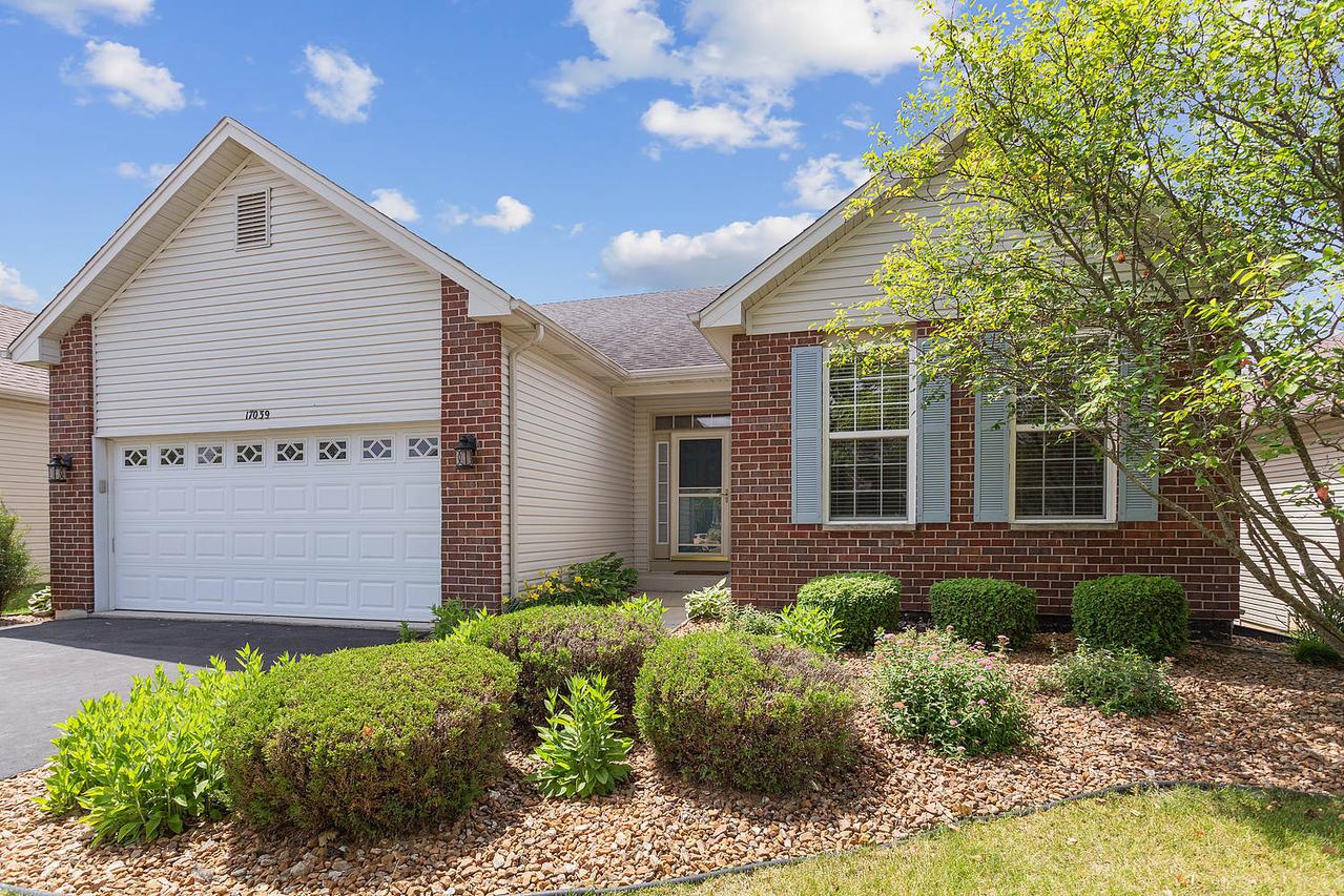 17039 Carlislie Ln., Lockport, IL 60441
