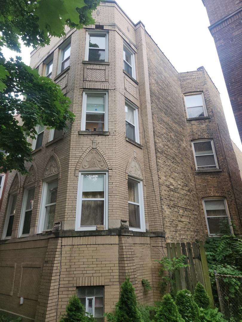 6422 N Rockwell St., Chicago, IL 60645