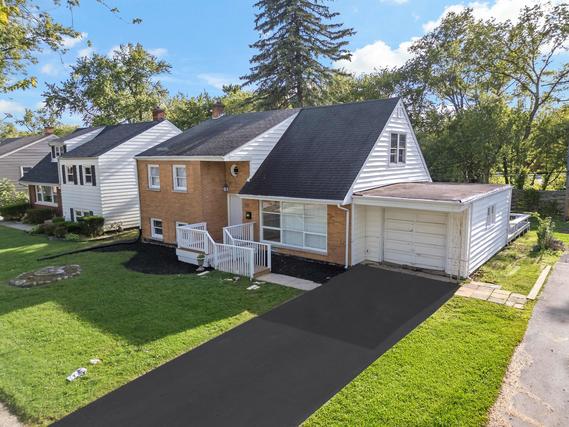 518 Winston Ln., Chicago Heights, IL 60411