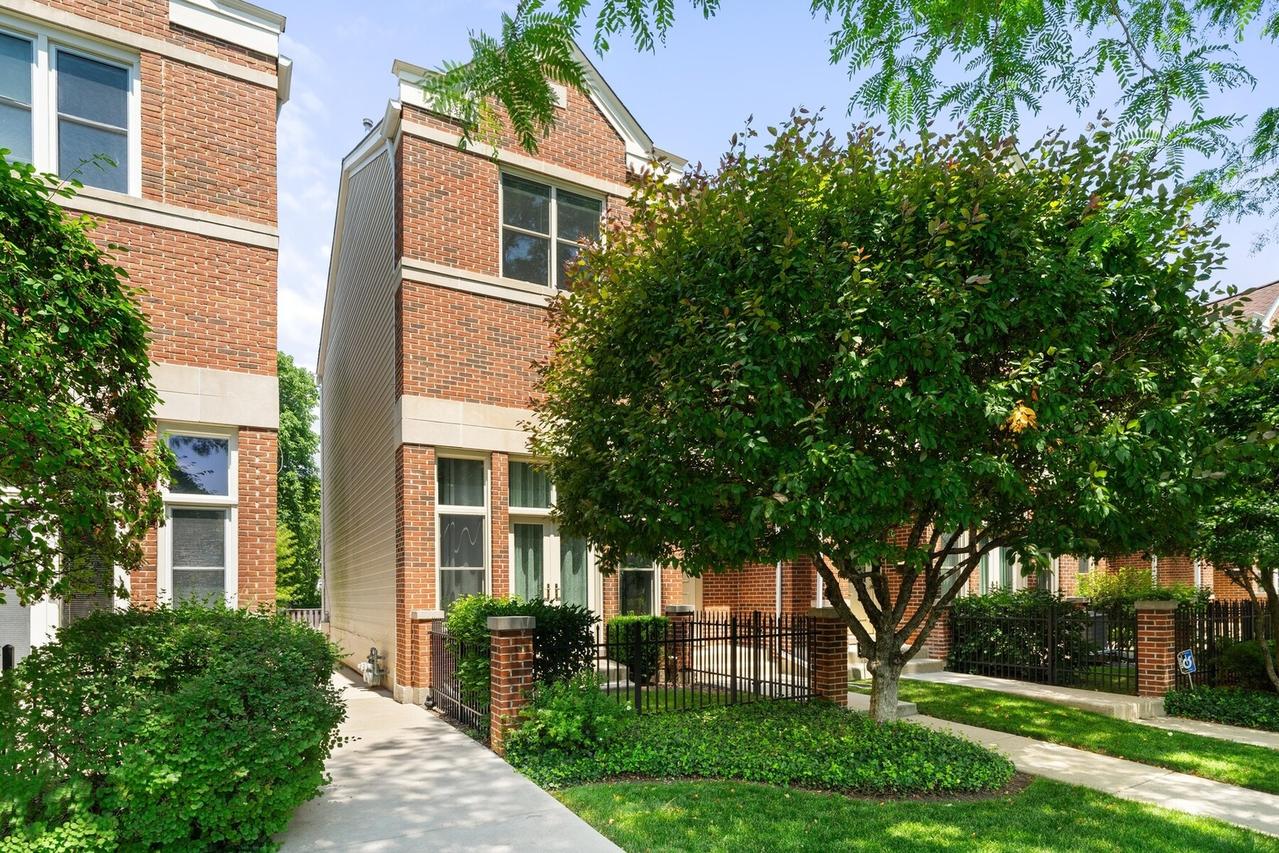 3354 Church St., Evanston, IL 60203