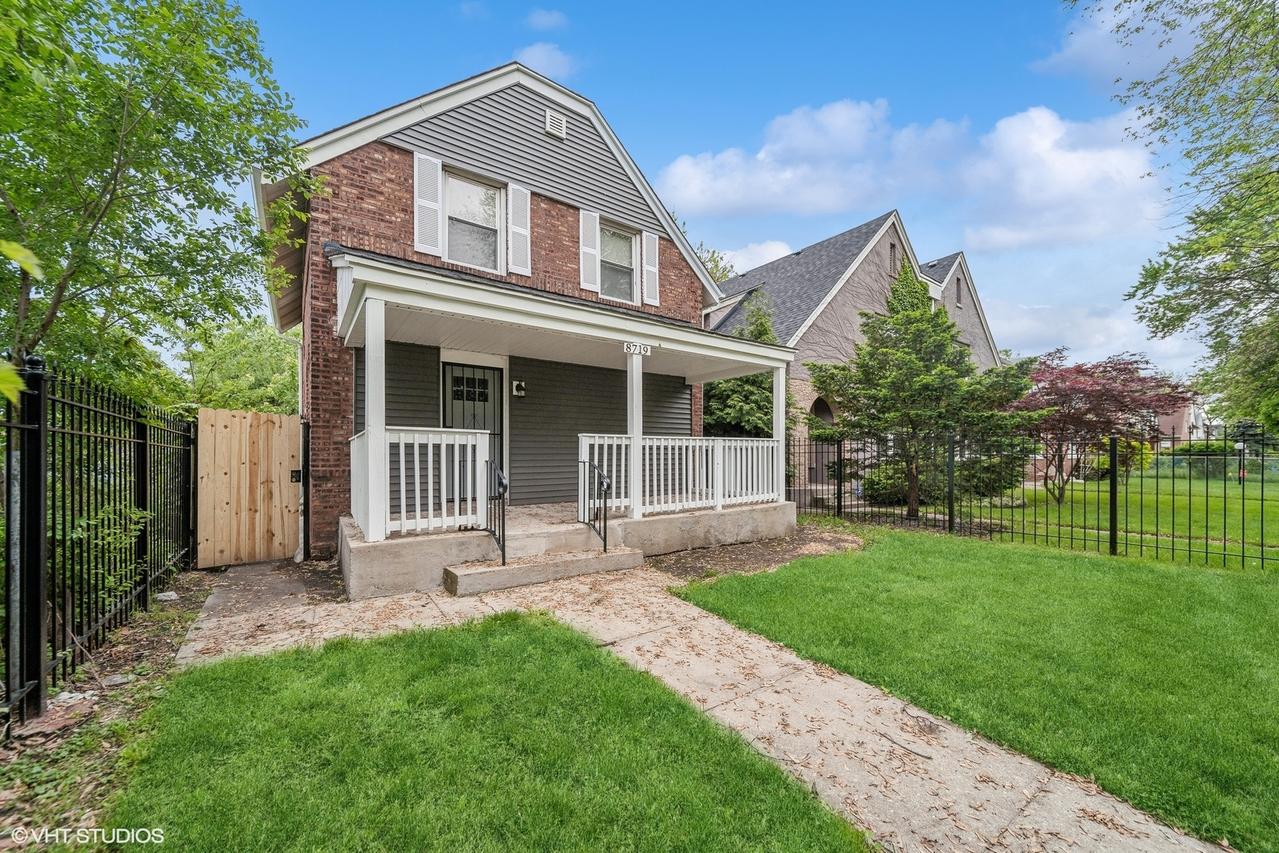 8719 S Michigan Ave., Chicago, IL 60619