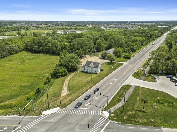 New Homes on 1+ Acres For Sale This Week That Attend Lyons Township High School: June 12th to June 18th