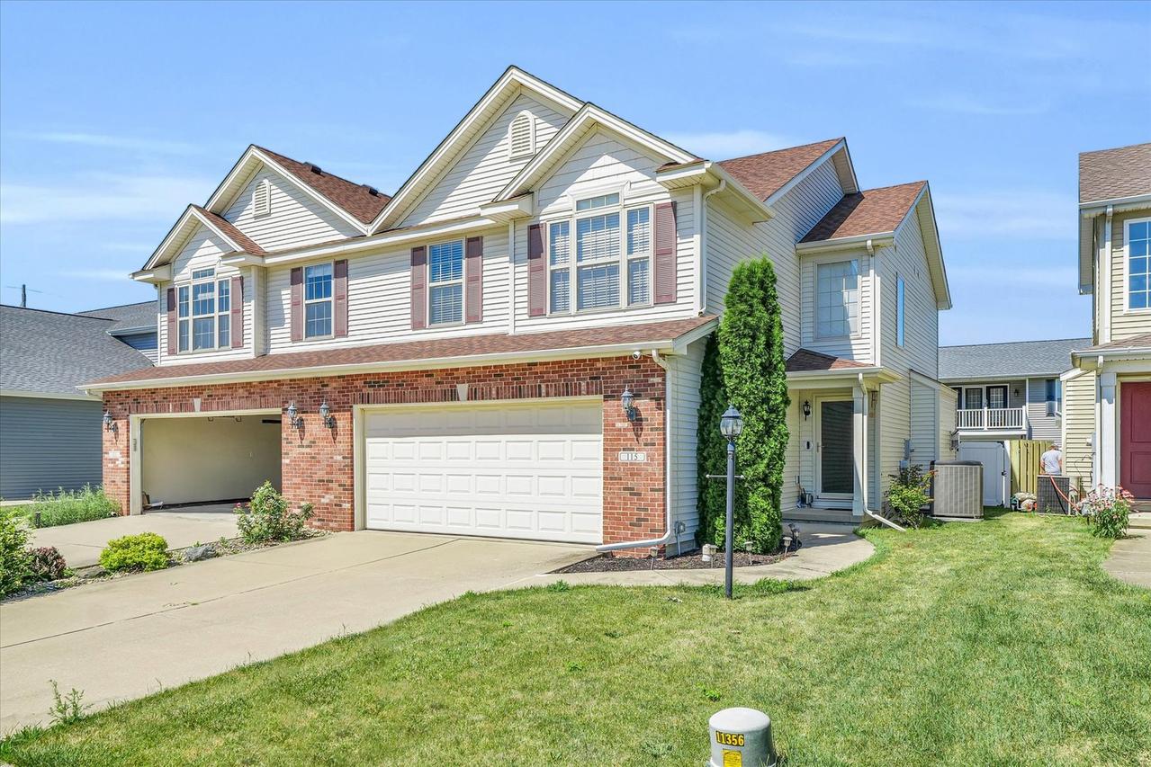 115 Tickseed Ave., Savoy, IL 61874