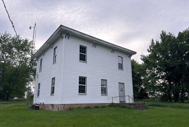 6802 N Quarry Hill Rd., Nora, IL 61087