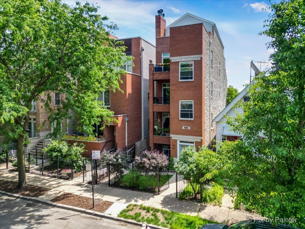 2849 N Damen Ave. #2, Chicago, IL 60618