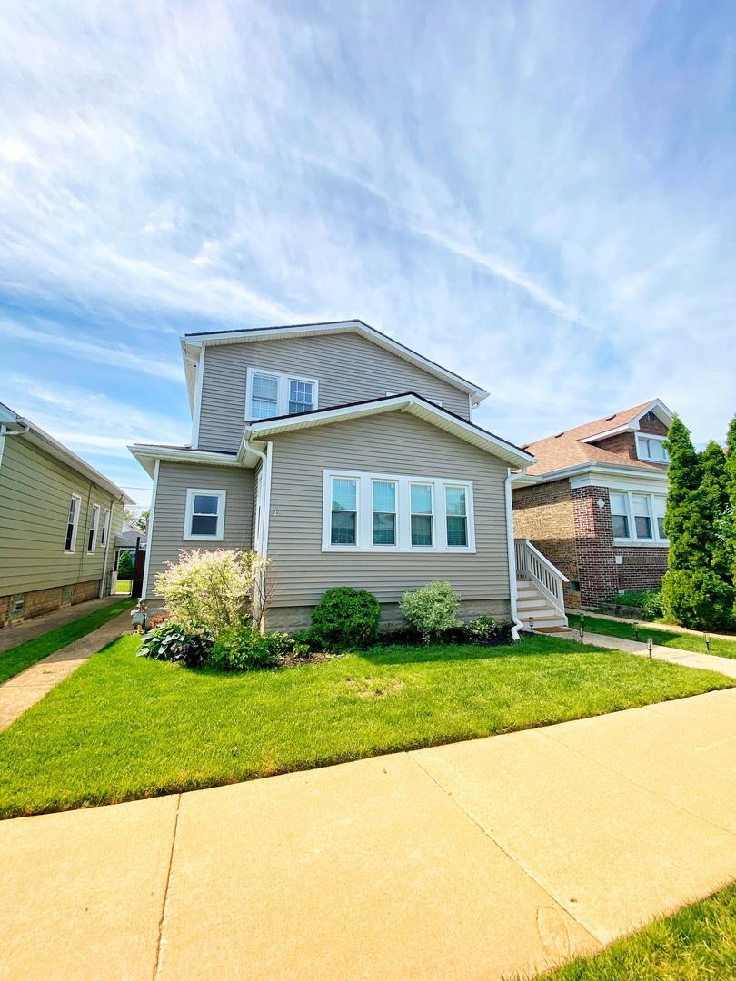 5709 W Henderson St., Chicago, IL 60634