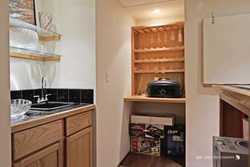 2145 Braeburn Dr. #E, Wauconda, IL 60084