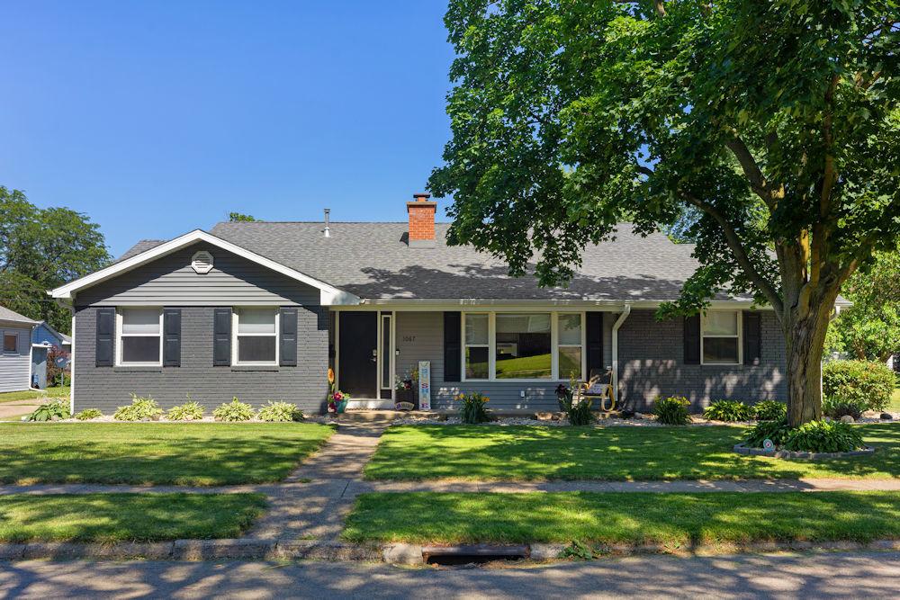 1067 N Main St., Rochelle, IL 61068
