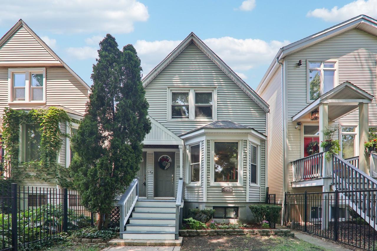 1928 W George St., Chicago, IL 60657