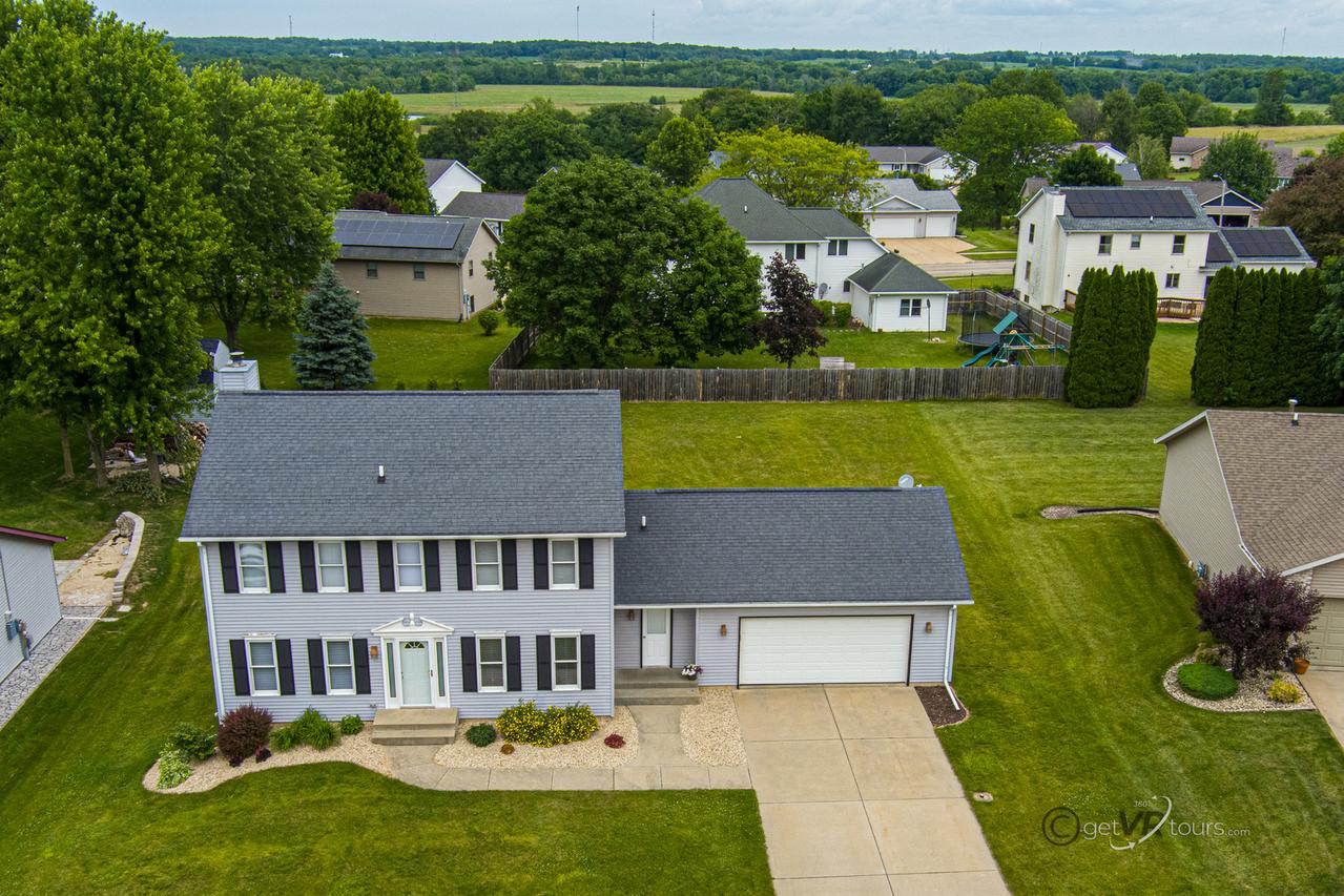 1061 Arapaho Dr., Freeport, IL 61032