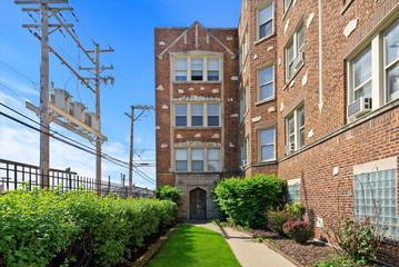 4815 W Roscoe St. #2S, Chicago, IL 60641