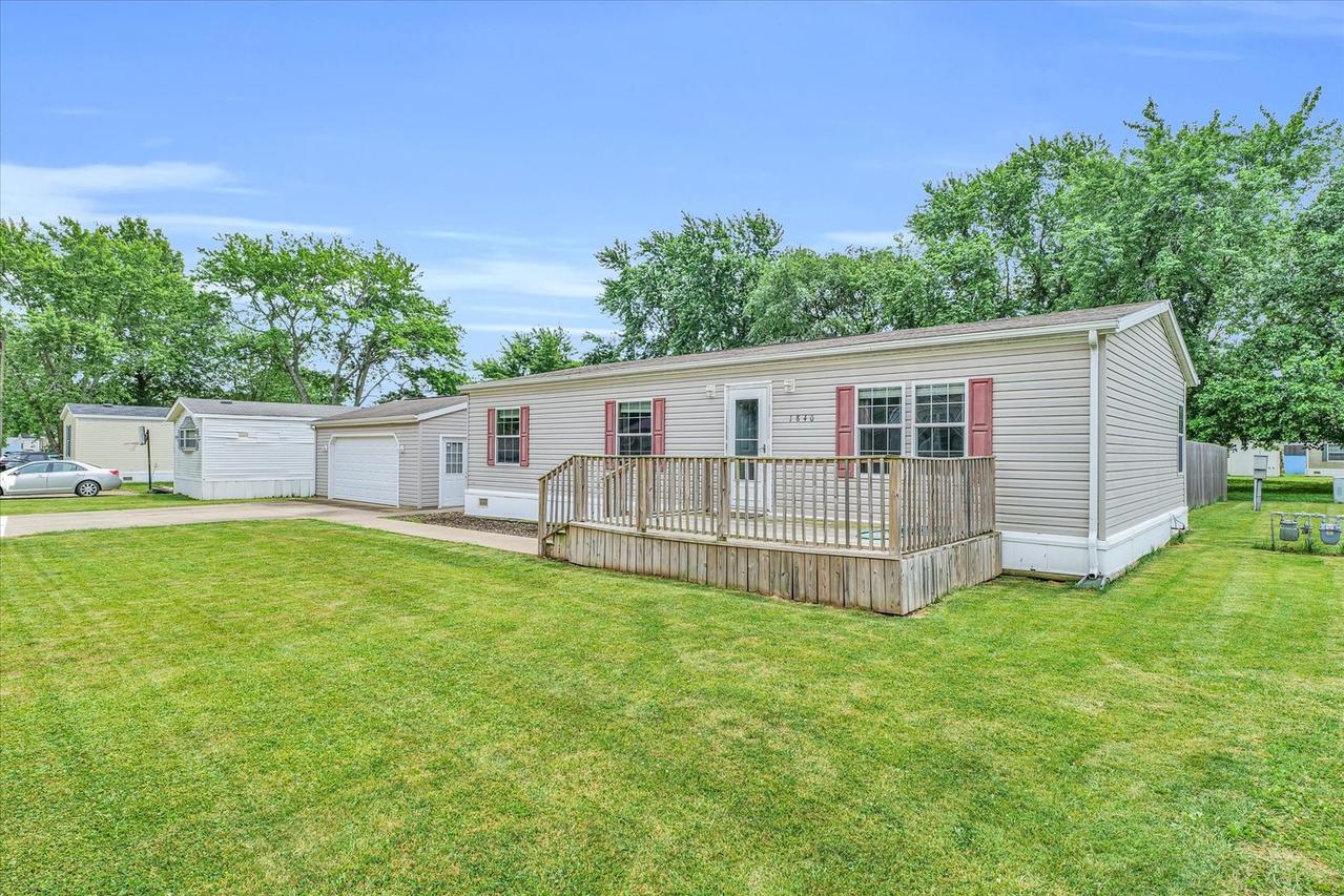 1840 Liberty Ave., Urbana, IL 61802