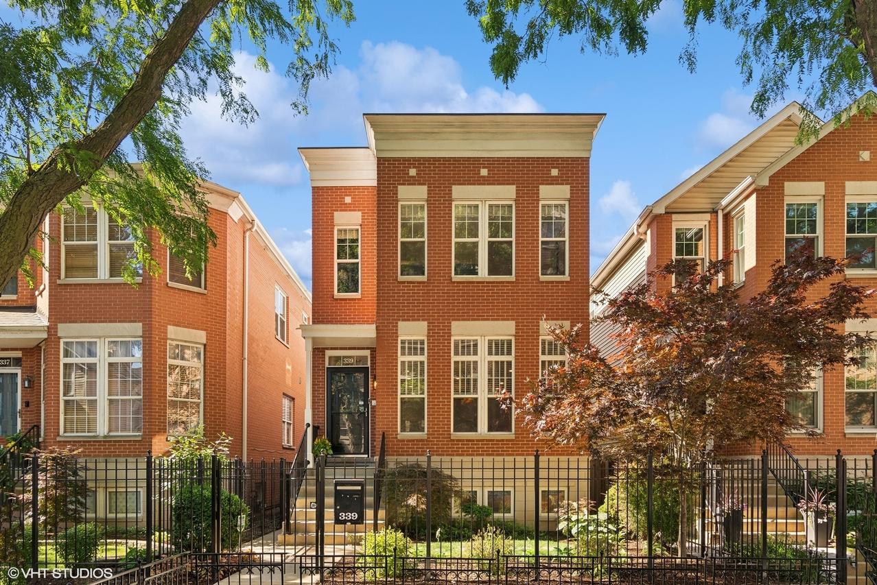 339 W Evergreen Ave., Chicago, IL 60610