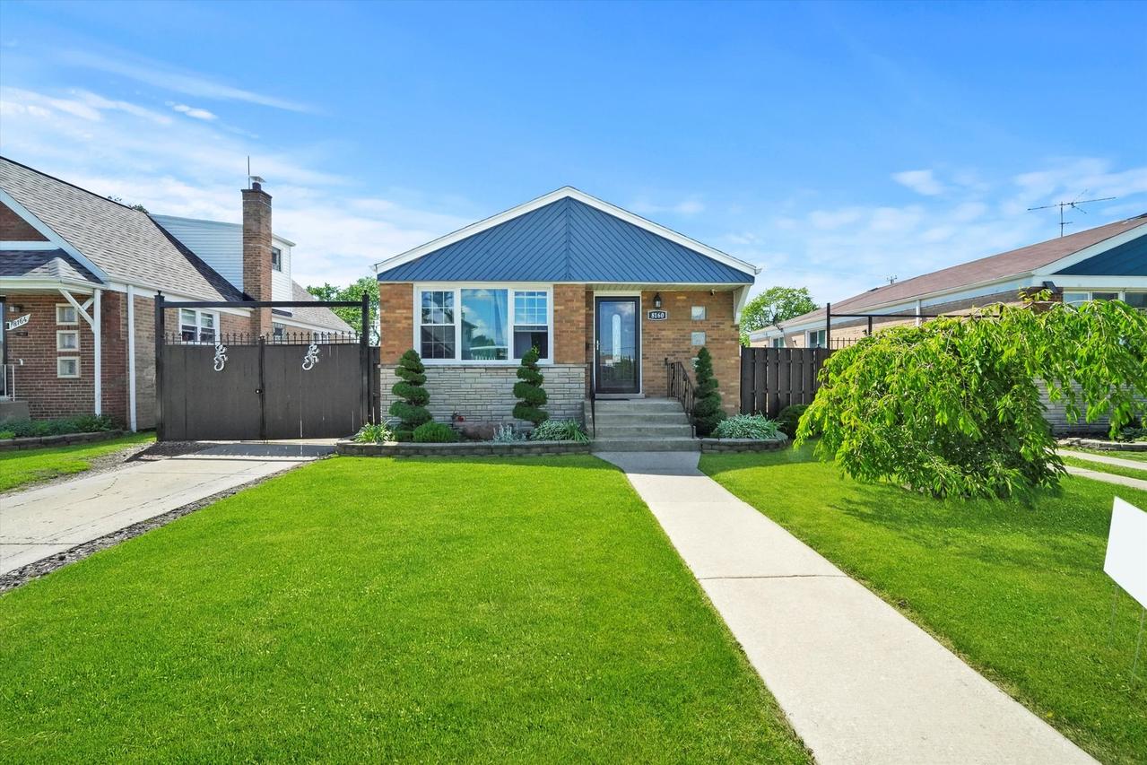 8160 S Kenneth Ave., Chicago, IL 60652