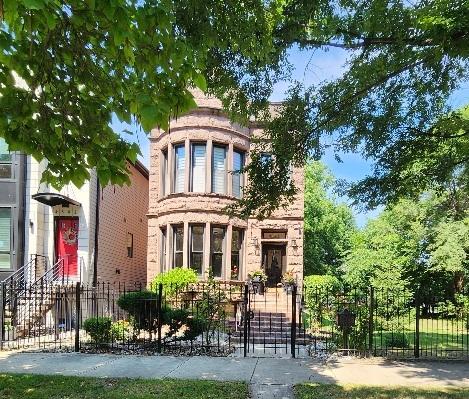 4540 S Prairie Ave., Chicago, IL 60653