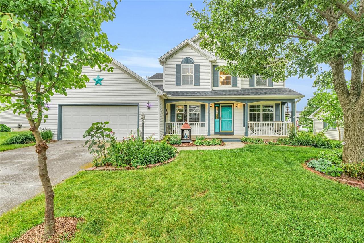 708 Heather Dr., Mahomet, IL 61853