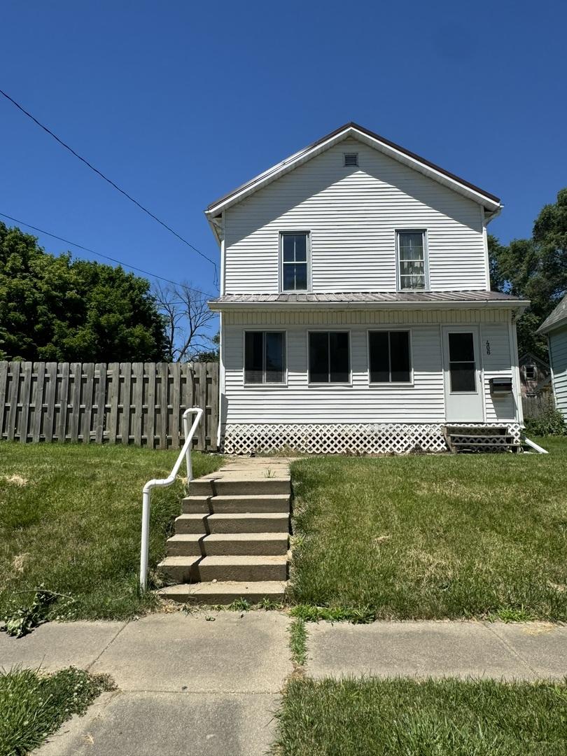 406 W Cottonwood St., Freeport, IL 61032