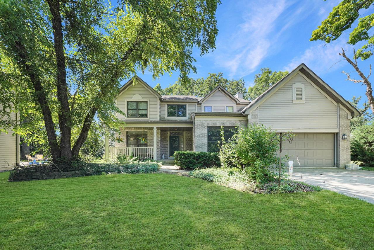 688 Wood Creek Dr., Antioch, IL 60002