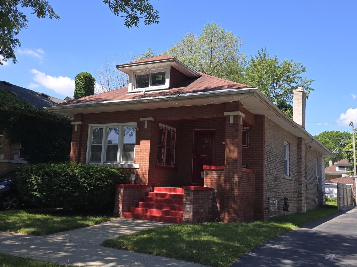 7542 S Merrill Ave., Chicago, IL 60649