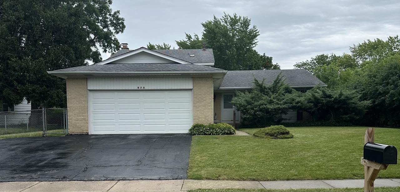 975 Wisconsin Ln., Elk Grove Village, IL 60007
