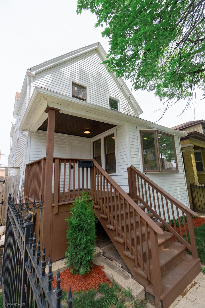 4834 W Dakin St., Chicago, IL 60641