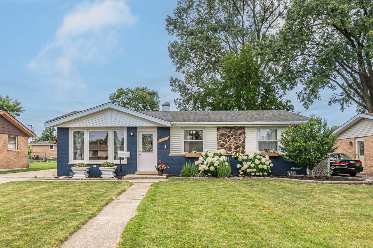 13138 Westend Ln., Crestwood, IL 60418