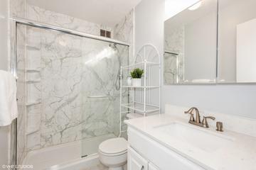 2015 S Finley Rd. #403, Lombard, IL 60148