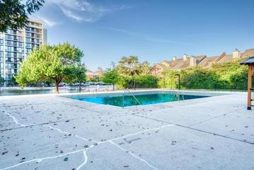 2015 S Finley Rd. #403, Lombard, IL 60148