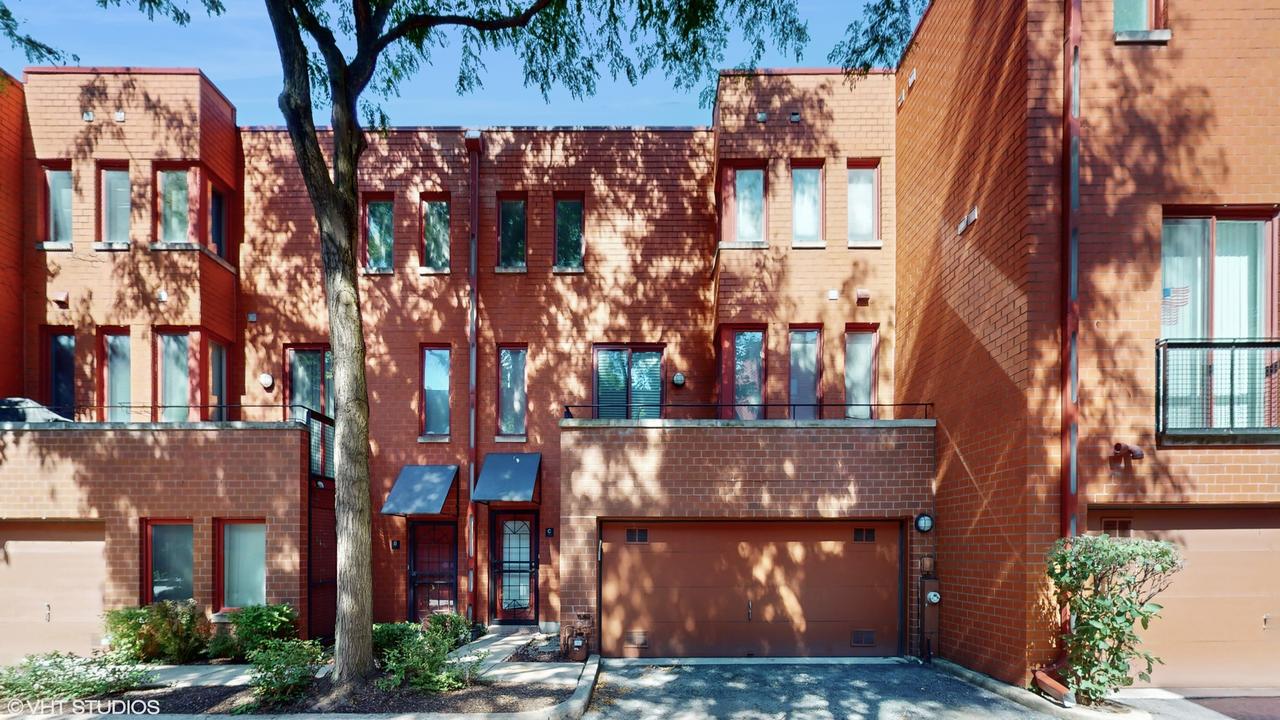 1312 S Federal St. #C, Chicago, IL 60605