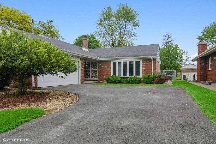 16855 School St., South Holland, IL 60473