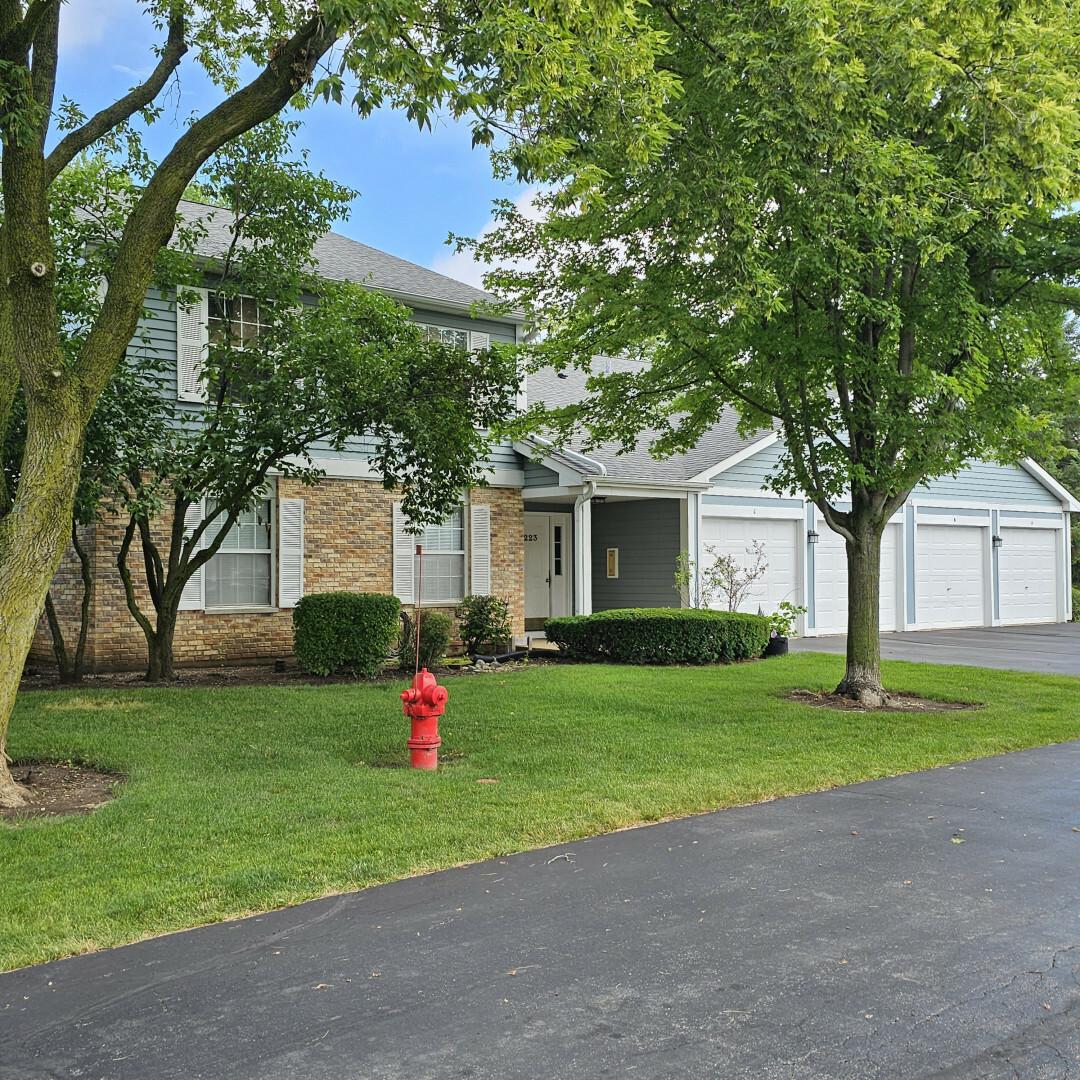 223 Brett Cir. #D, Wauconda, IL 60084