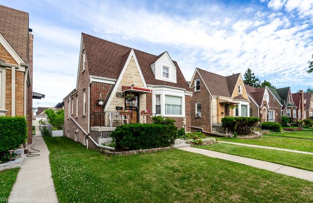 New Homes with a Master Bedroom on the 1st Floor in Montclare: June 22nd to June 28th