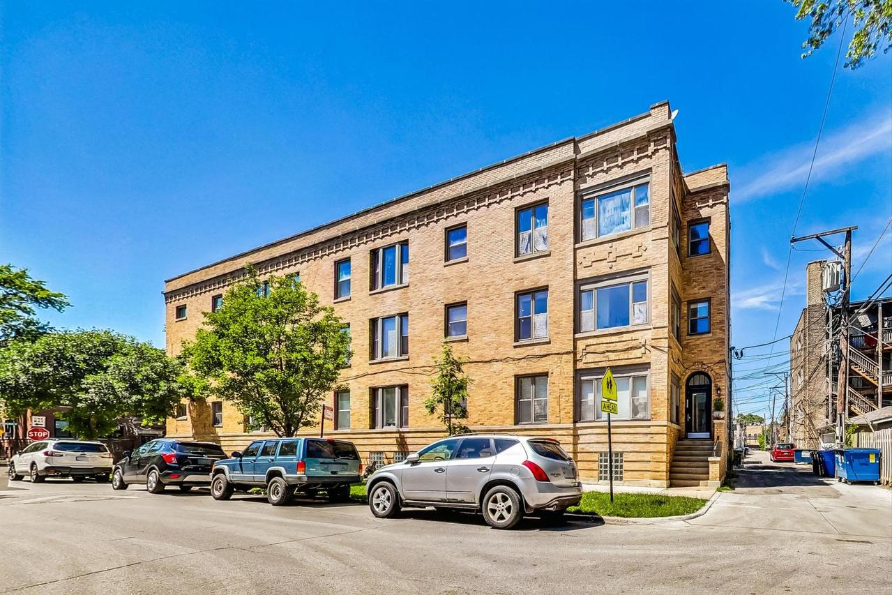 1648 W Waveland Ave. #3E, Chicago, IL 60613