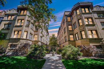 1358 W Greenleaf Ave. #1N, Chicago, IL 60626