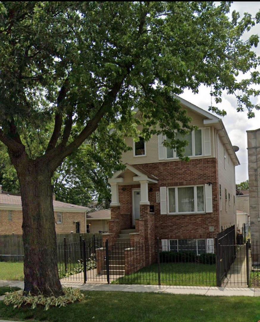 4913 W Augusta Blvd., Chicago, IL 60651