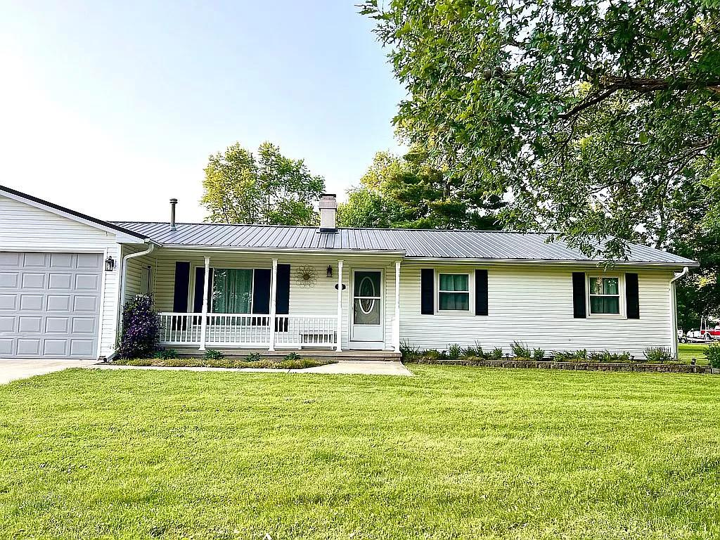 604 W Dunbar St., Mahomet, IL 61853