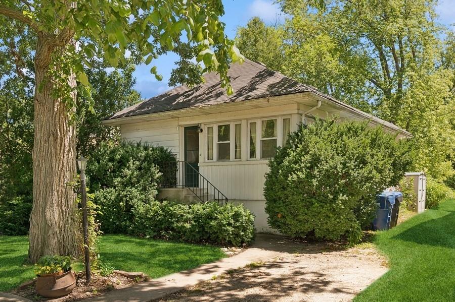 411 Randolph St., Glencoe, IL 60022