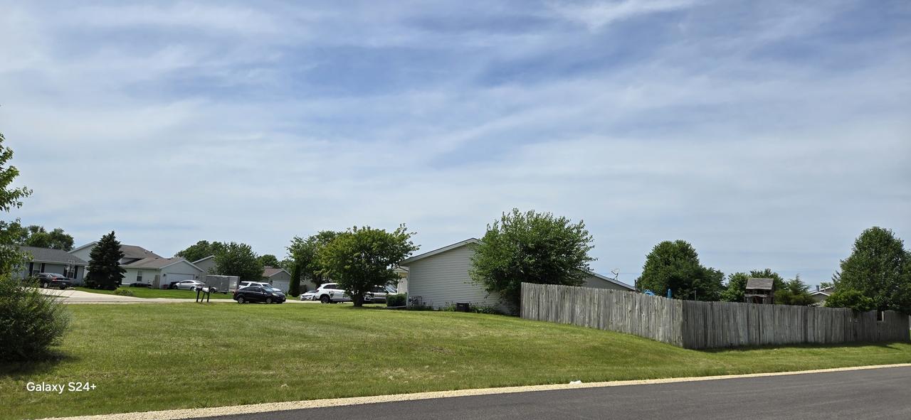 14611 Hunters Way, South Beloit, IL 61080