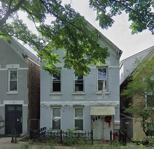 2127 W Dickens Ave., Chicago, IL 60647