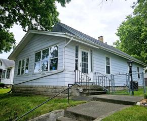 1009 S Galena Ave., Dixon, IL 61021