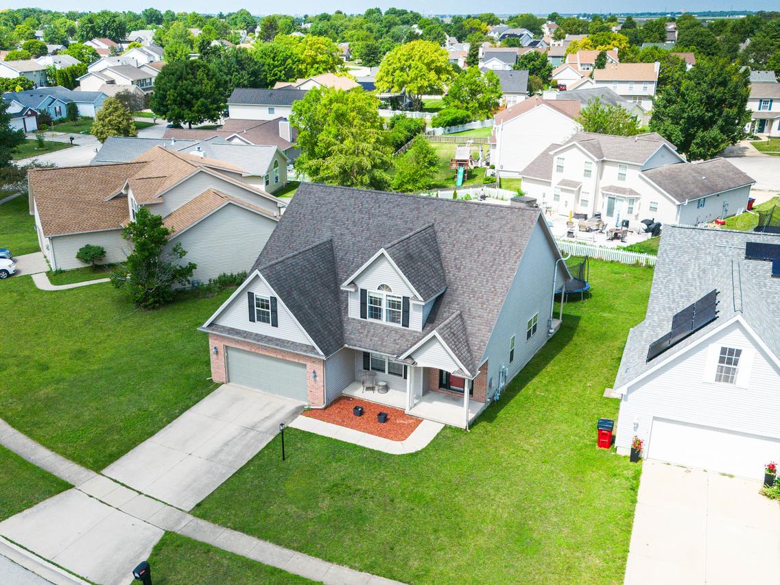 1205 Waters Edge Rd., Champaign, IL 61822