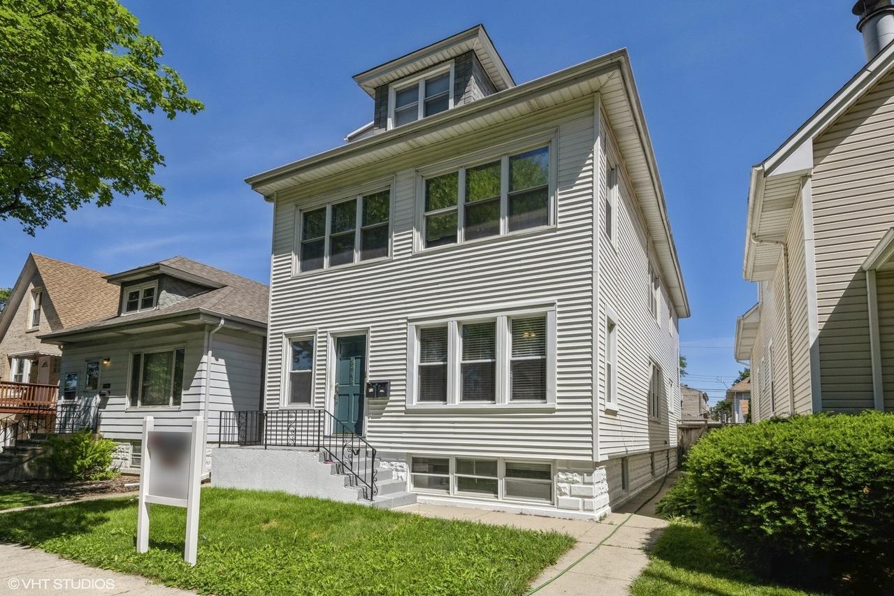 5946 W Leland Ave., Chicago, IL 60630