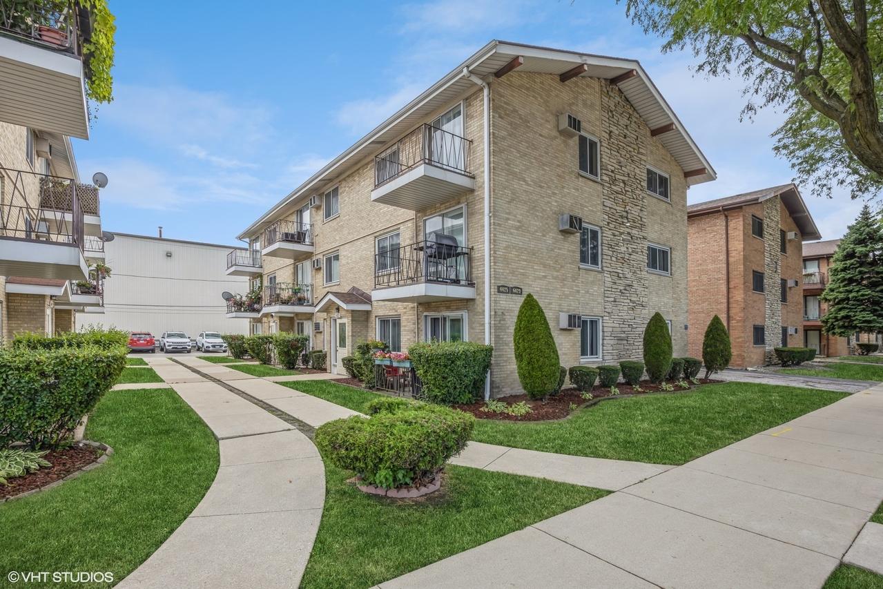 6029 W 64th Pl. #1, Chicago, IL 60638