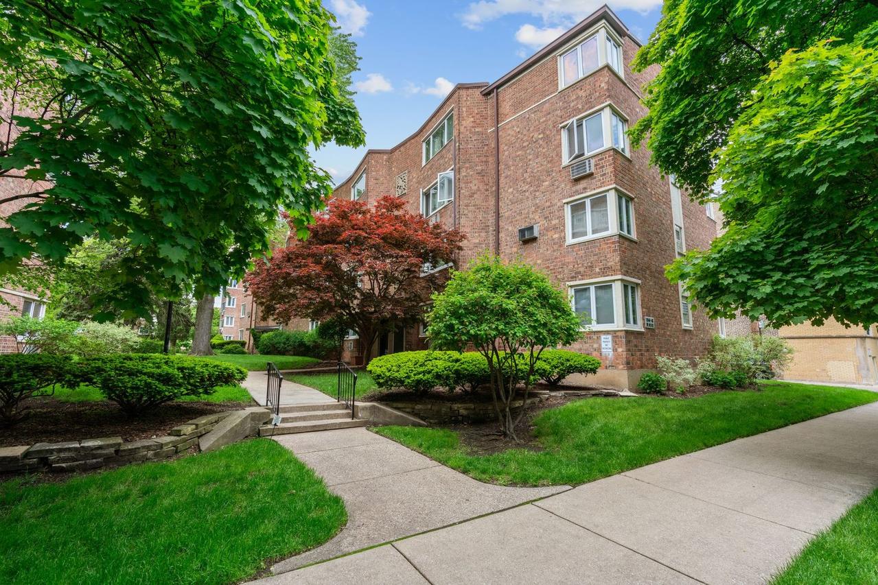 1944 W Hood Ave. #GA, Chicago, IL 60660
