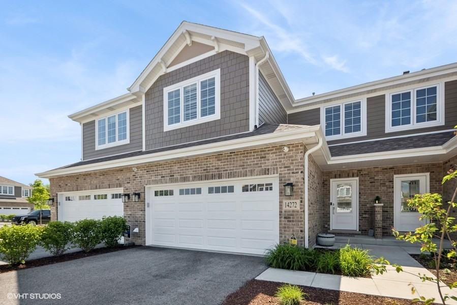 14272 Lacey Dr., Lemont, IL 60439