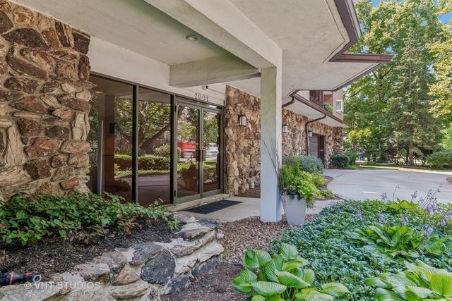 2001 Sherman Ave. #101, Evanston, IL 60201