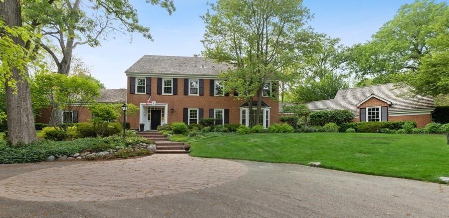 209 N Green Bay Rd., Lake Forest, IL 60045