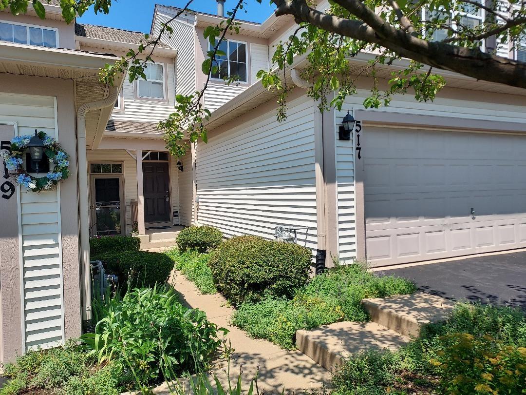 517 Heritage Ct., St. Charles, IL 60175