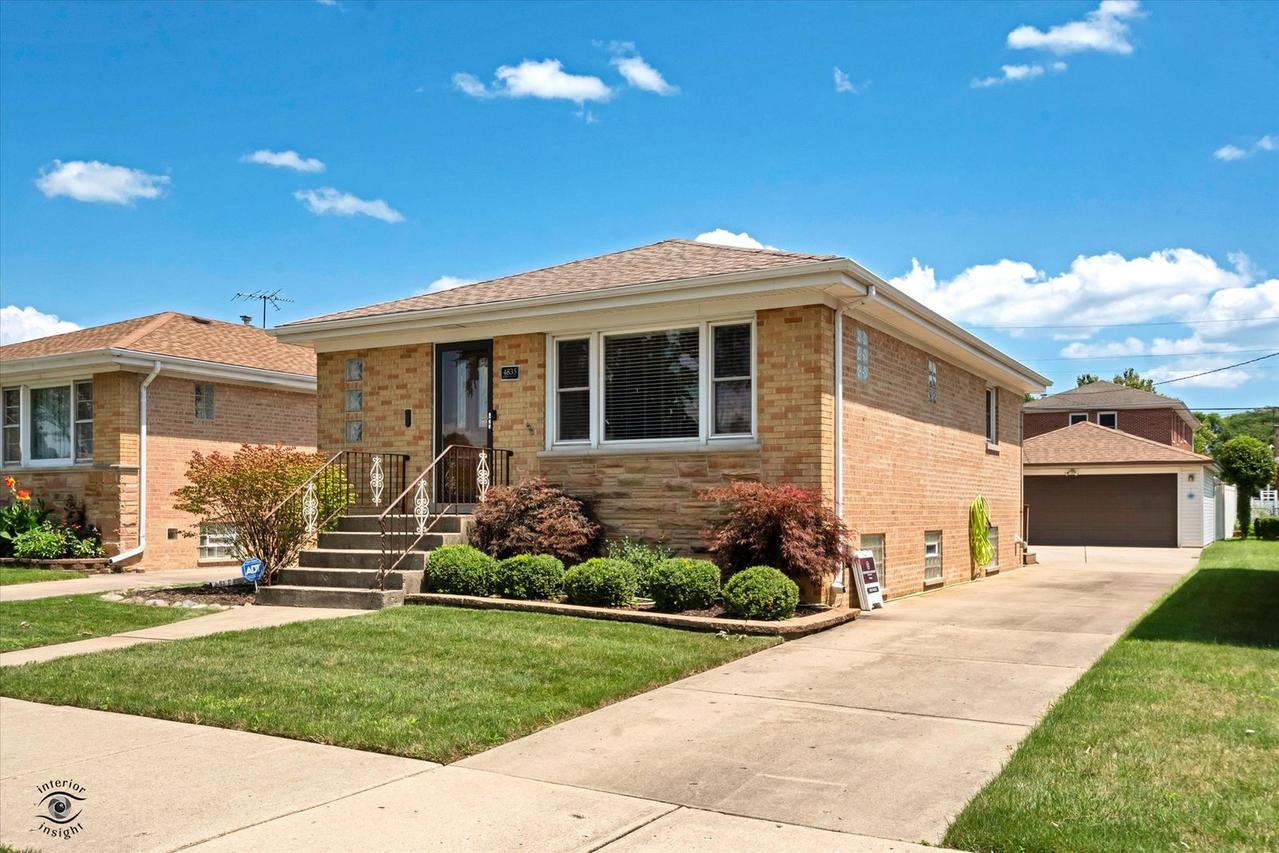 4835 N Newland Ave., Chicago, IL 60656